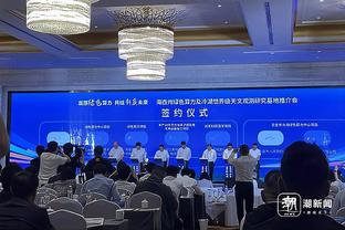 杨毅：克莱若想拿3000万左右合同 是有别的队愿给的 我觉得他会走